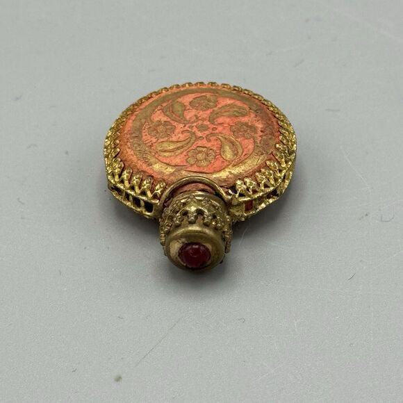 Vtg Mini Filigree Pink Ornate Perfume Glass Bottle with Brass Cap Glass Dipstick - Picture 6 of 6